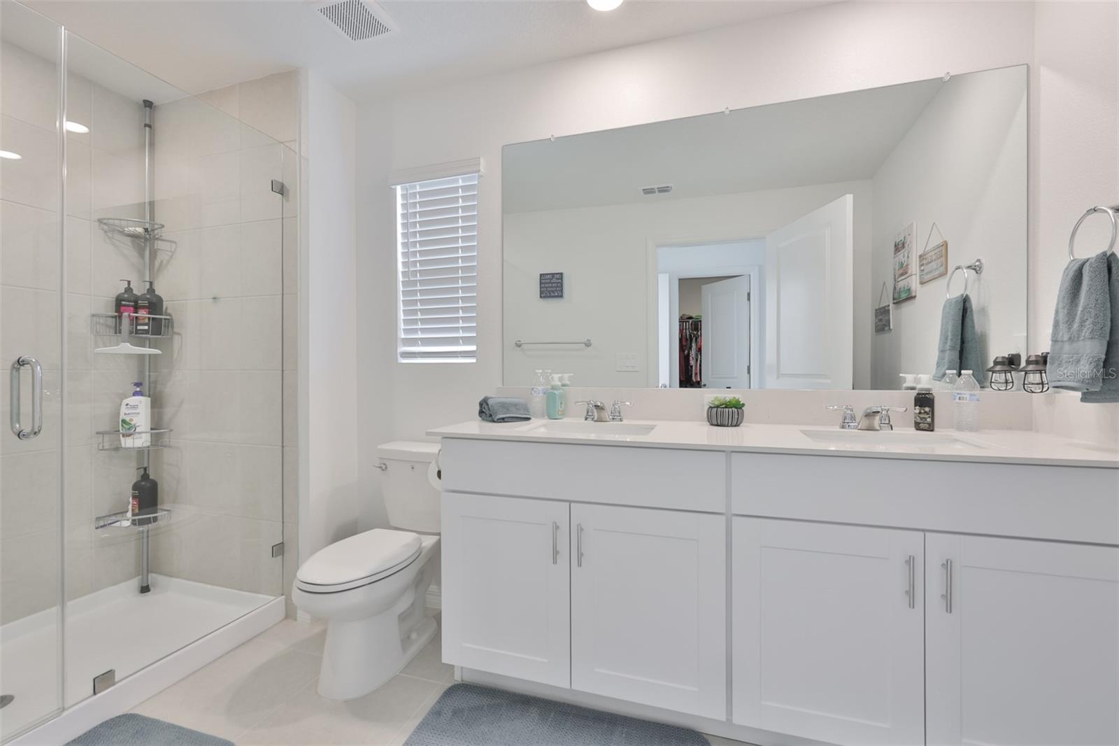 Image 21 of 33 For 2661 Sunray Venus Way