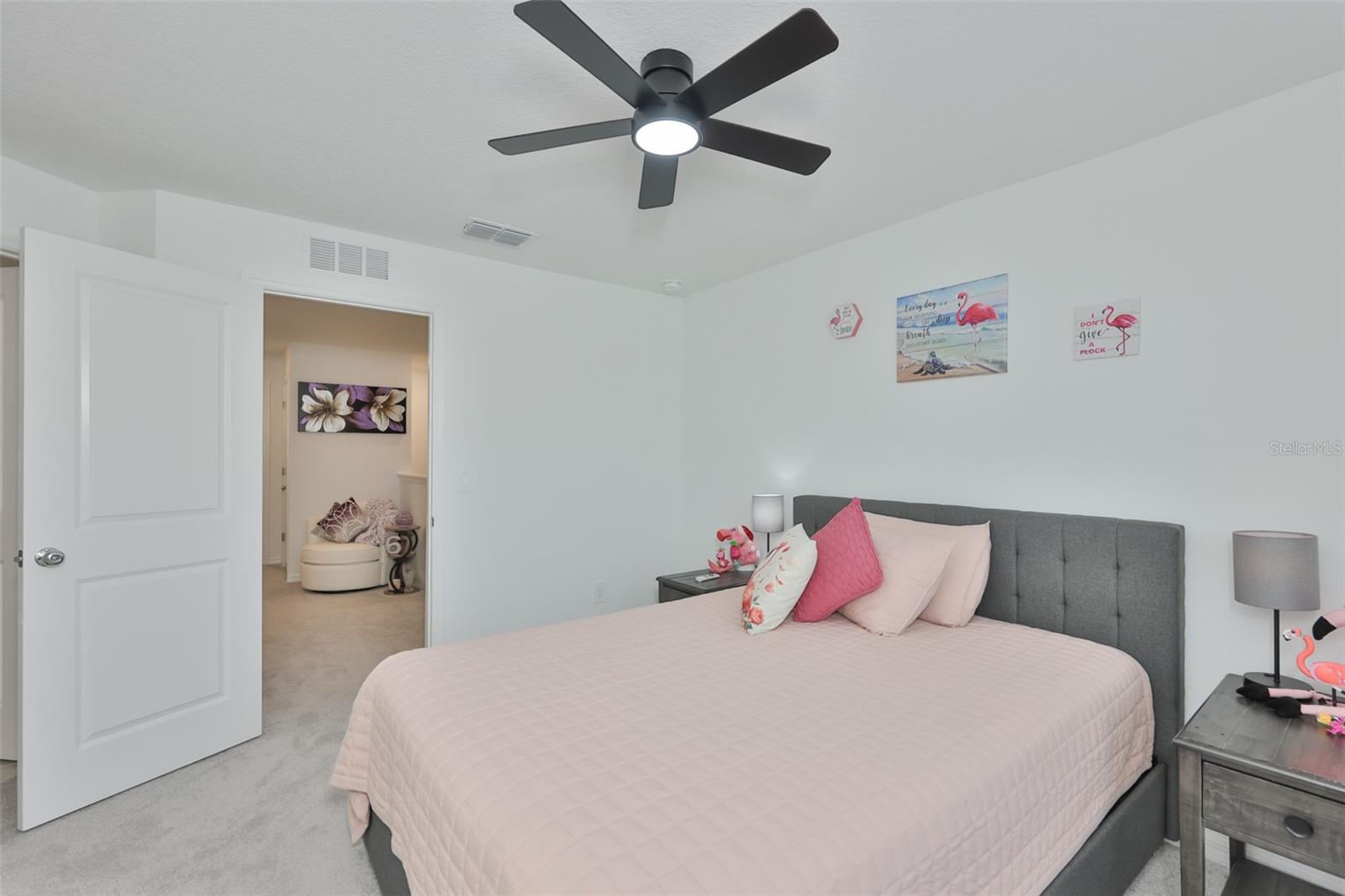 Image 24 of 33 For 2661 Sunray Venus Way