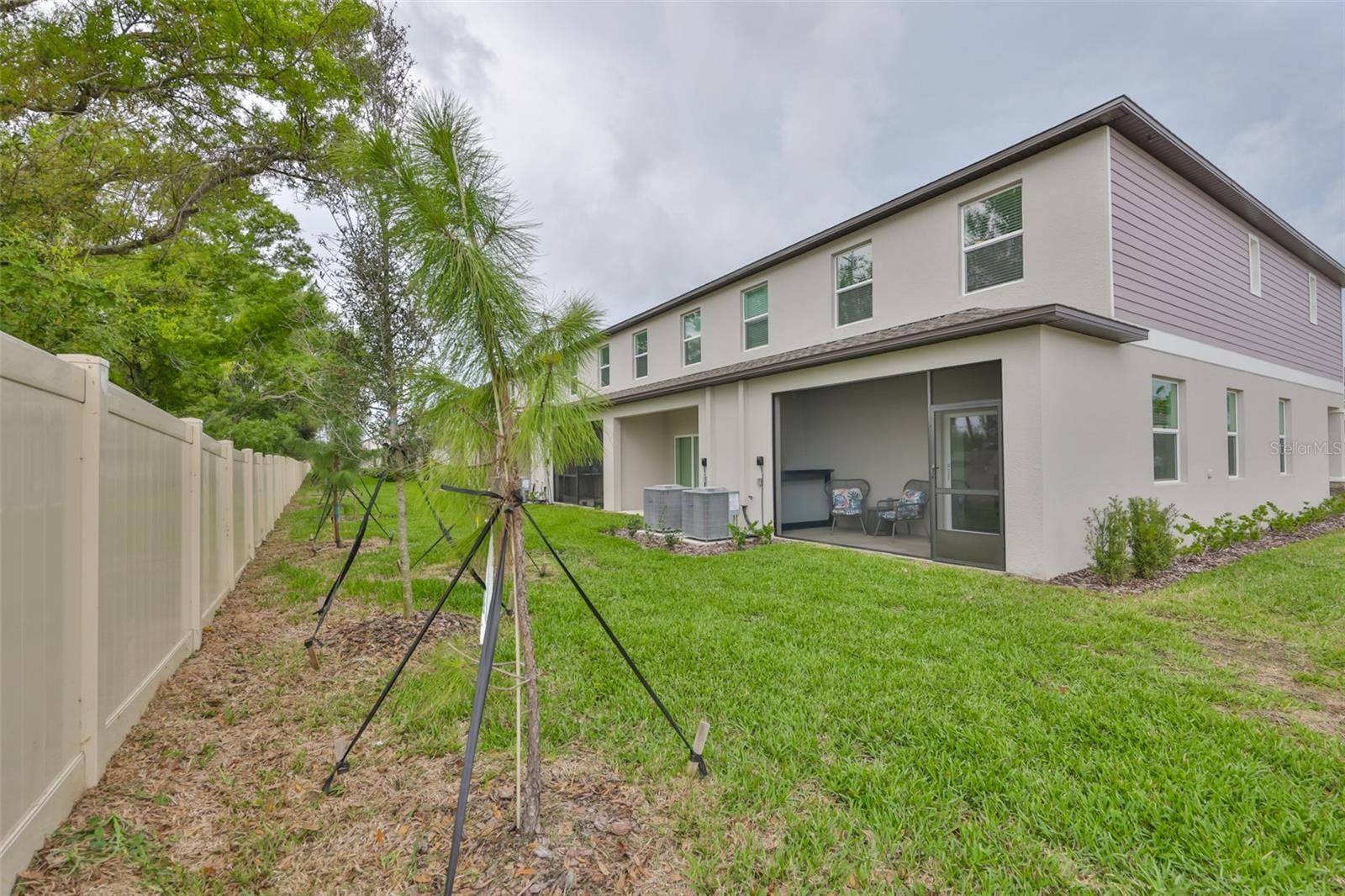 Image 30 of 33 For 2661 Sunray Venus Way