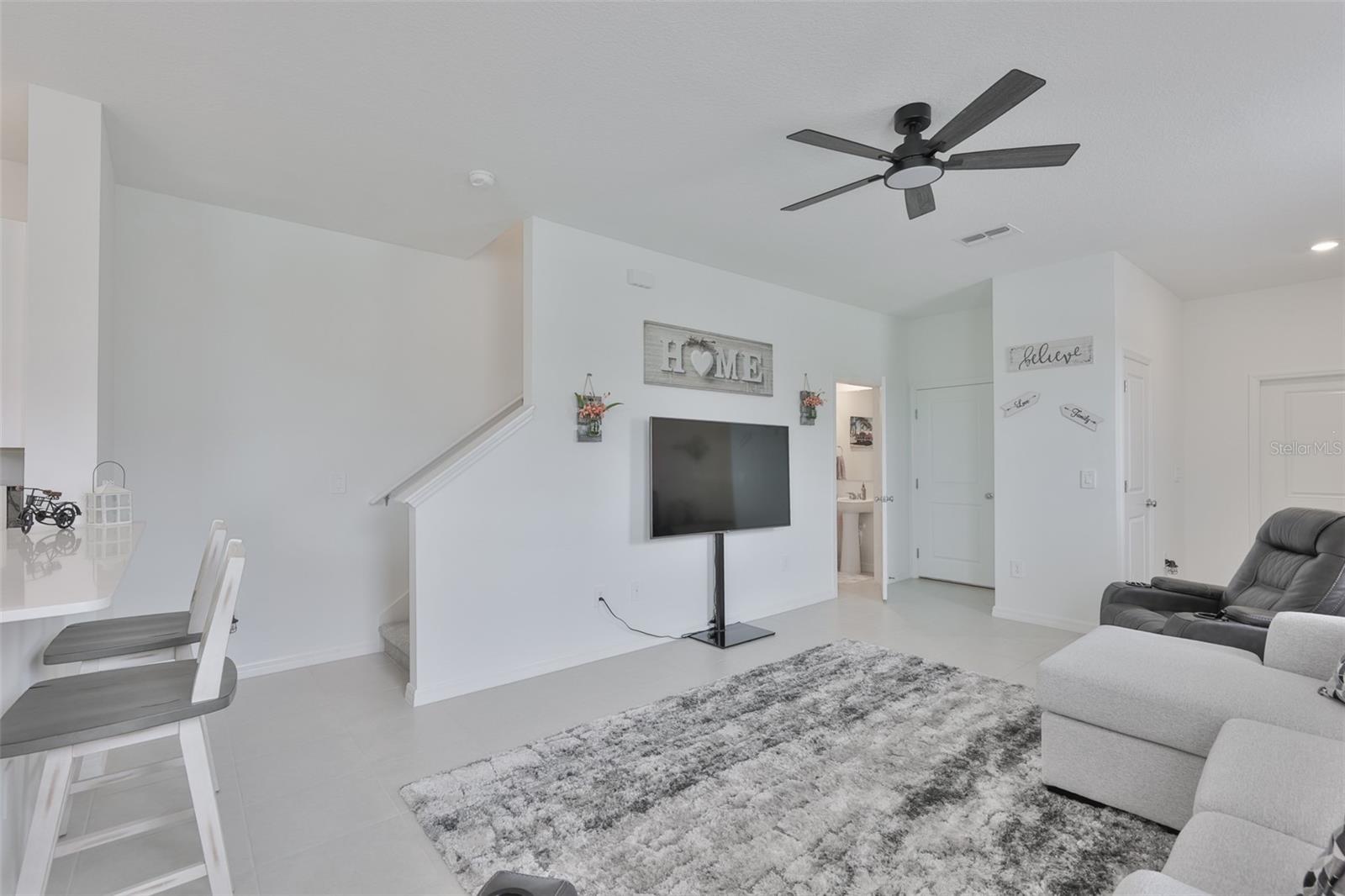 Image 8 of 33 For 2661 Sunray Venus Way