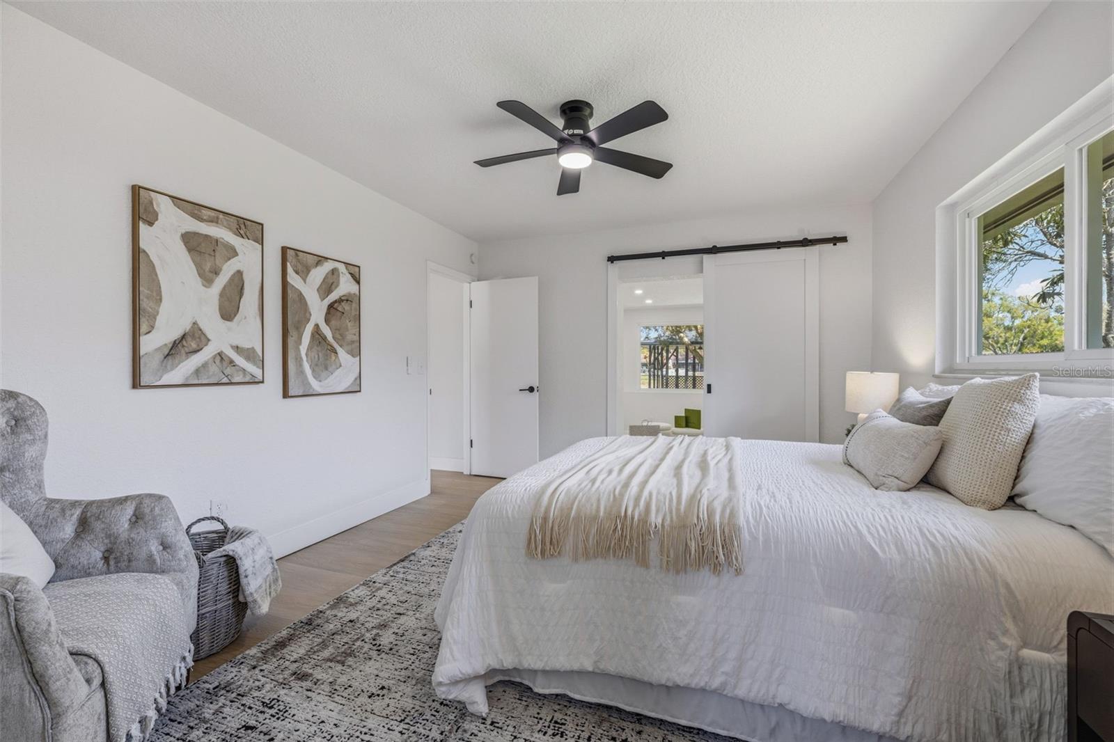 Listing photo id 19 for 22127 River Rock Drive