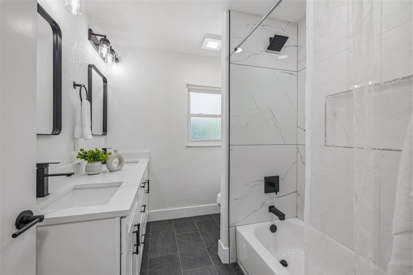 Listing photo id 24 for 22127 River Rock Drive