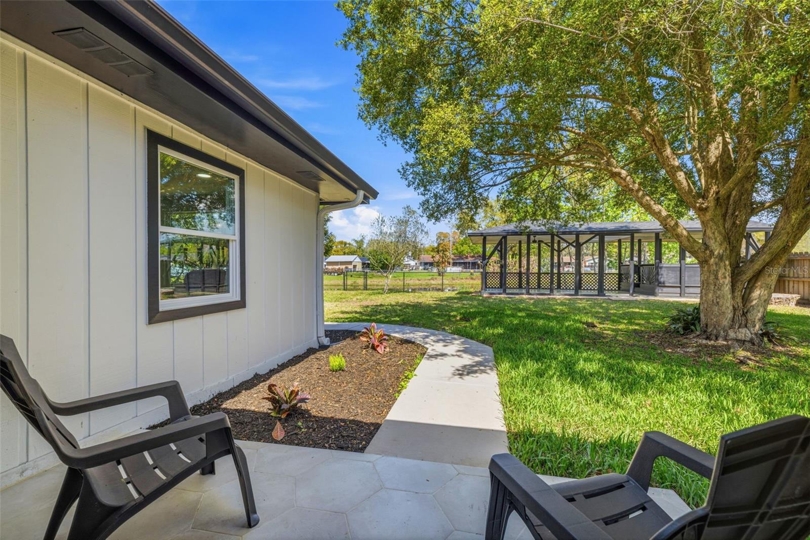 Listing photo id 38 for 22127 River Rock Drive