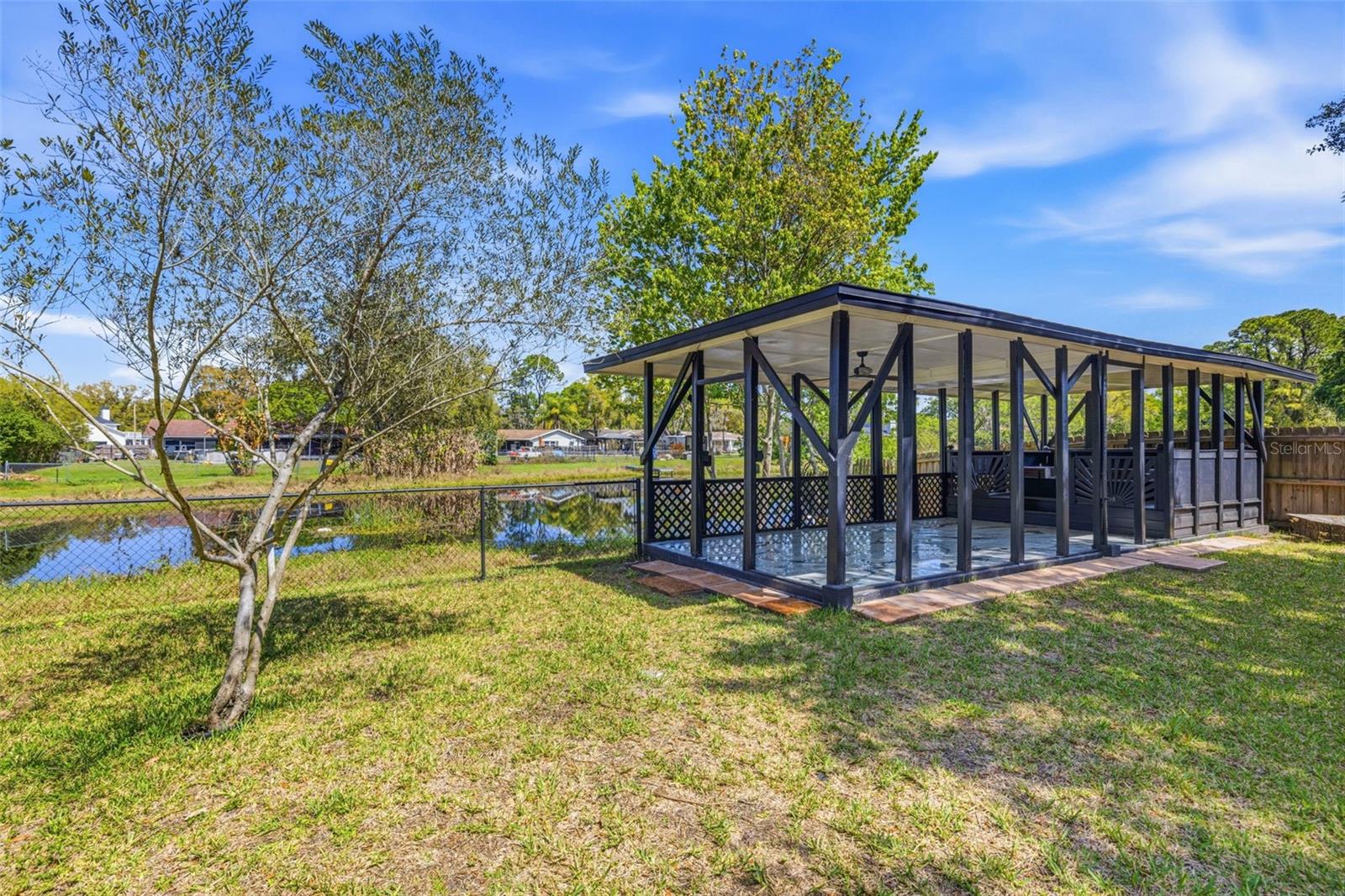 Listing photo id 45 for 22127 River Rock Drive