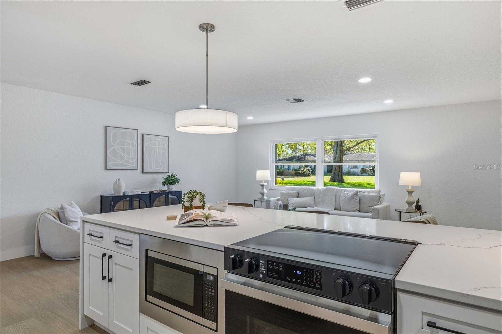 Listing photo id 7 for 22127 River Rock Drive