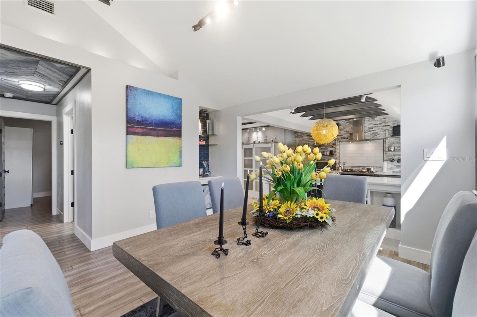 Image 11 of 94 For 3601 2nd Avenue N