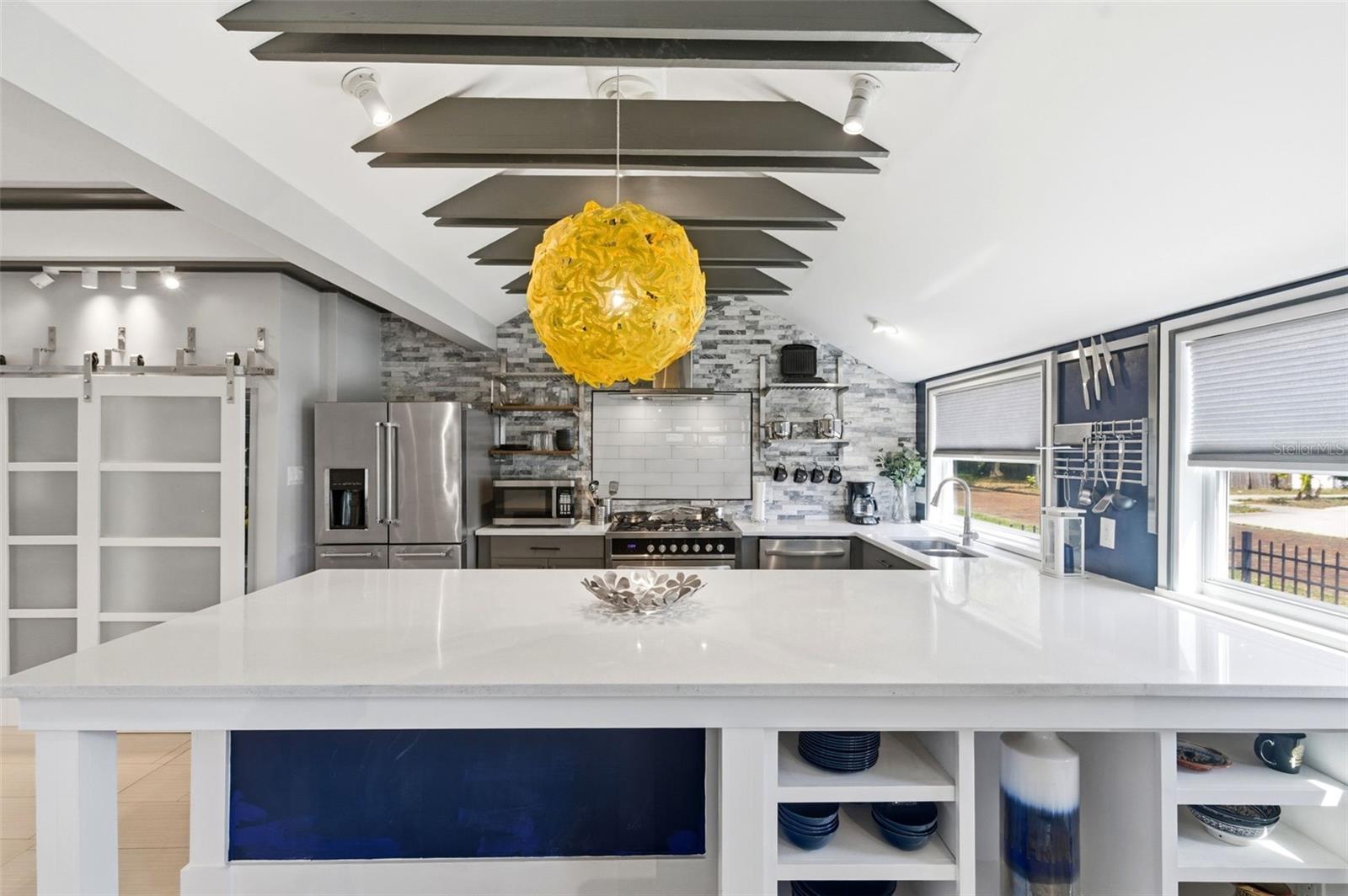 Image 18 of 94 For 3601 2nd Avenue N