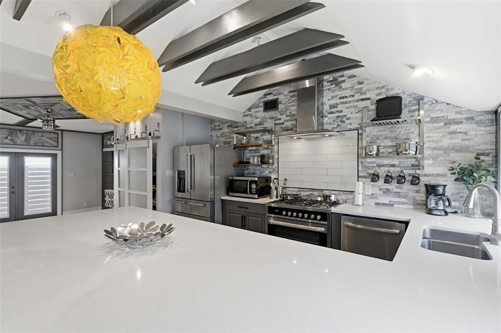 Image 19 of 94 For 3601 2nd Avenue N