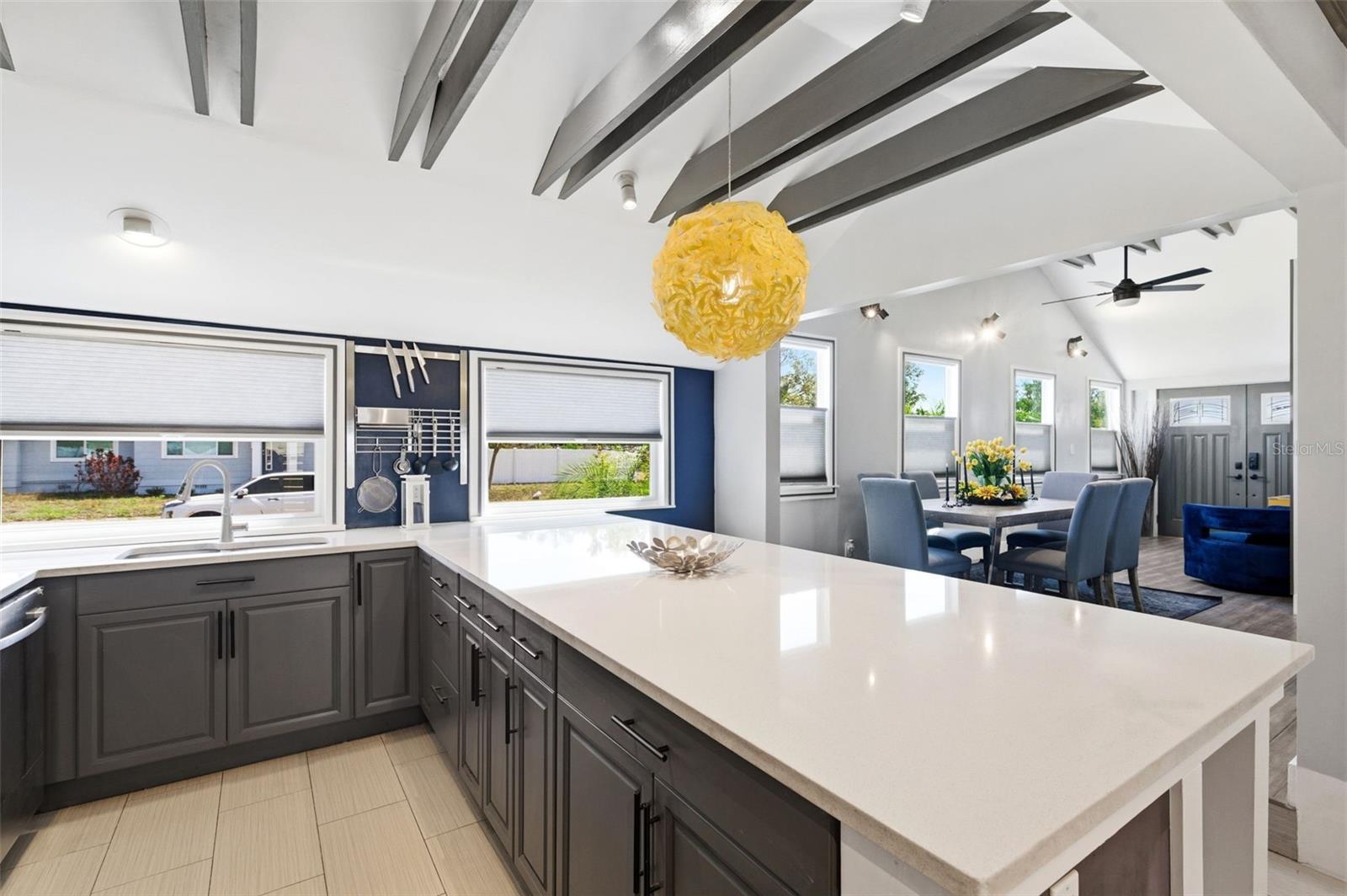 Image 27 of 94 For 3601 2nd Avenue N