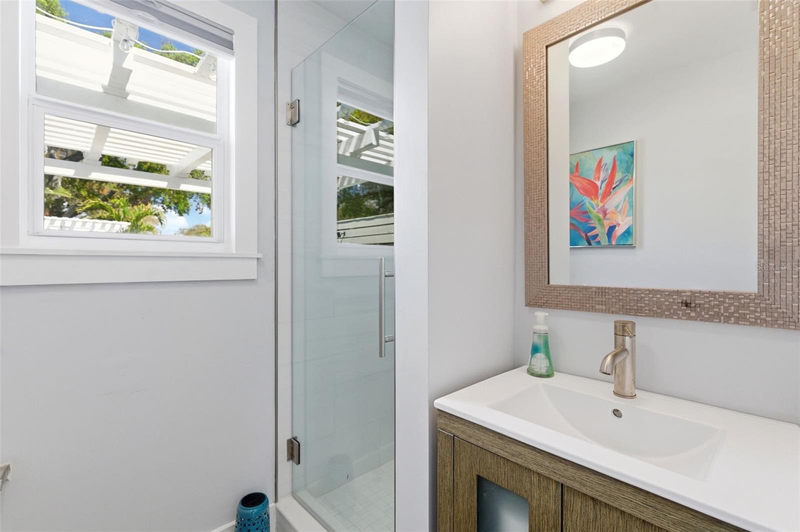 Image 42 of 94 For 3601 2nd Avenue N