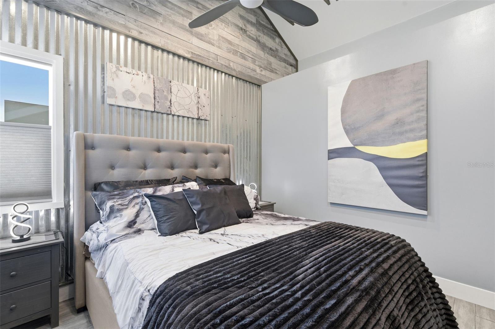 Image 49 of 94 For 3601 2nd Avenue N