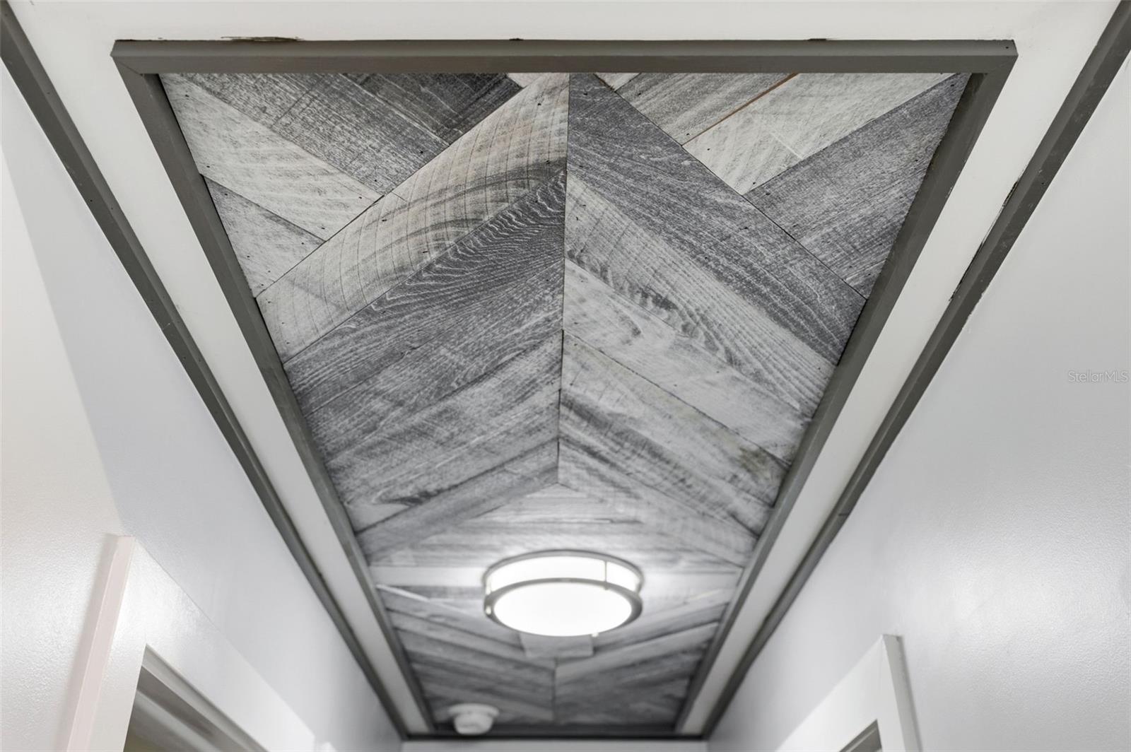 Image 57 of 94 For 3601 2nd Avenue N