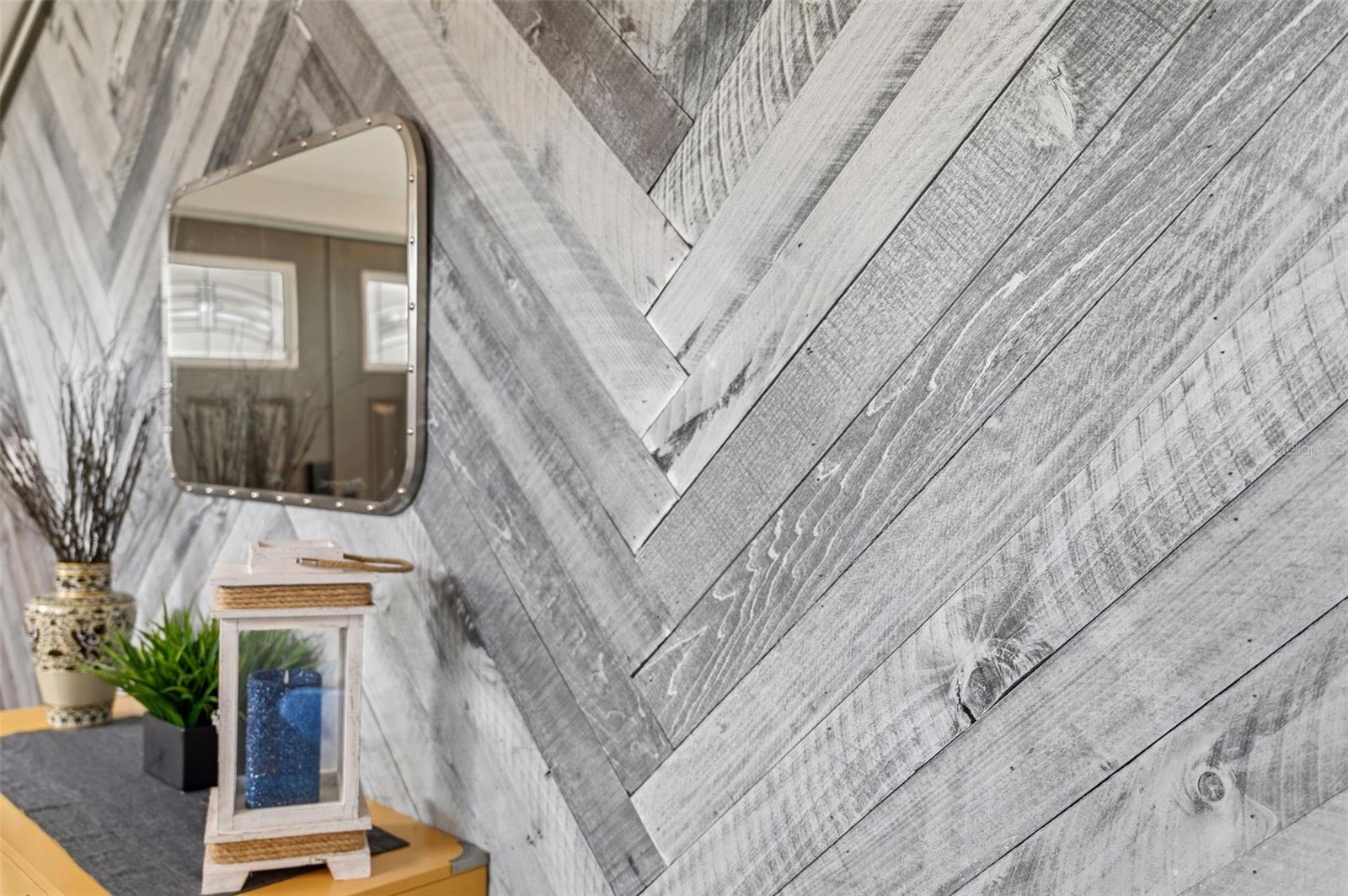 Image 6 of 94 For 3601 2nd Avenue N