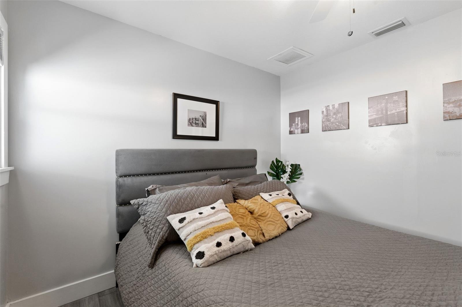 Image 67 of 94 For 3601 2nd Avenue N