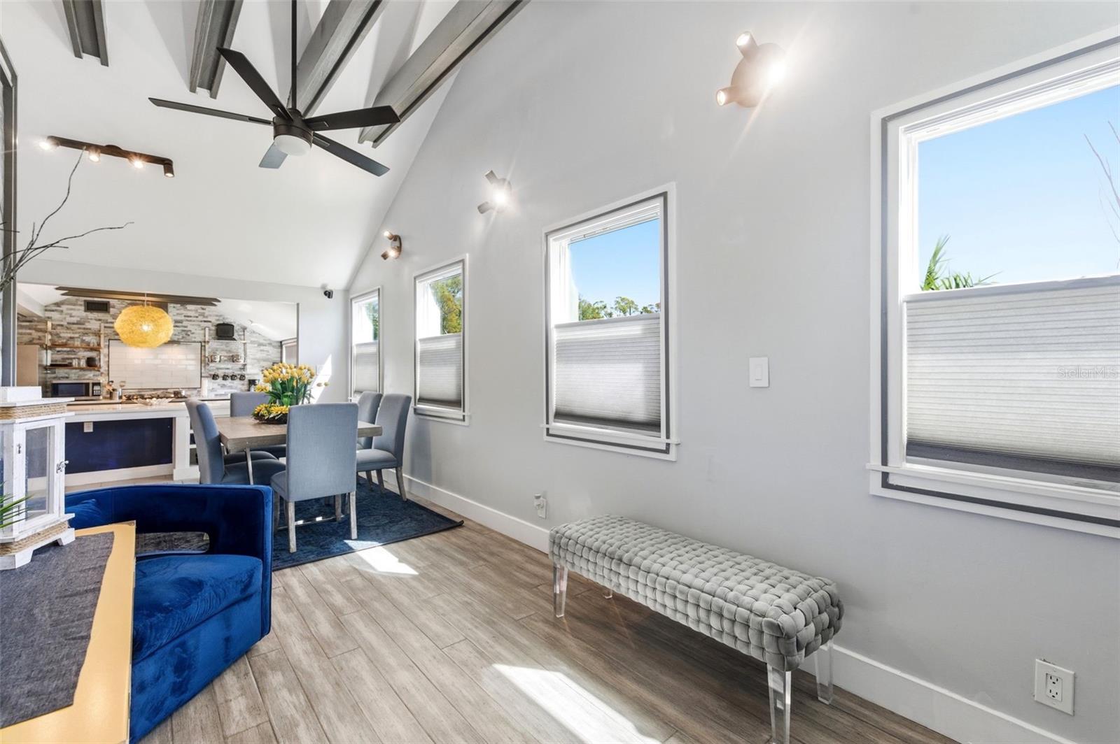 Image 7 of 94 For 3601 2nd Avenue N