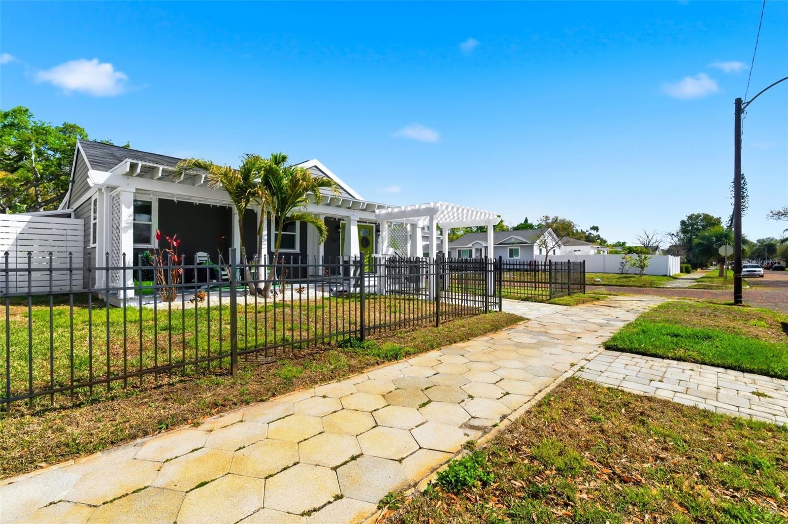 Image 85 of 94 For 3601 2nd Avenue N