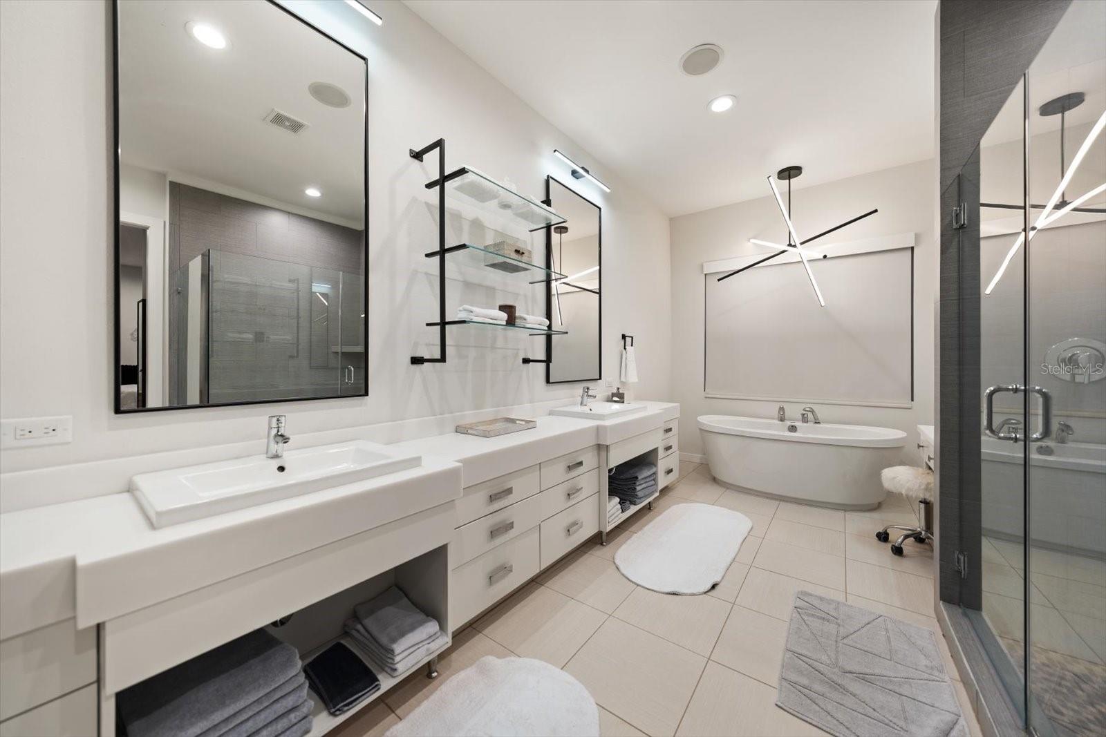 Image 20 of 45 For 3901 Granada Street