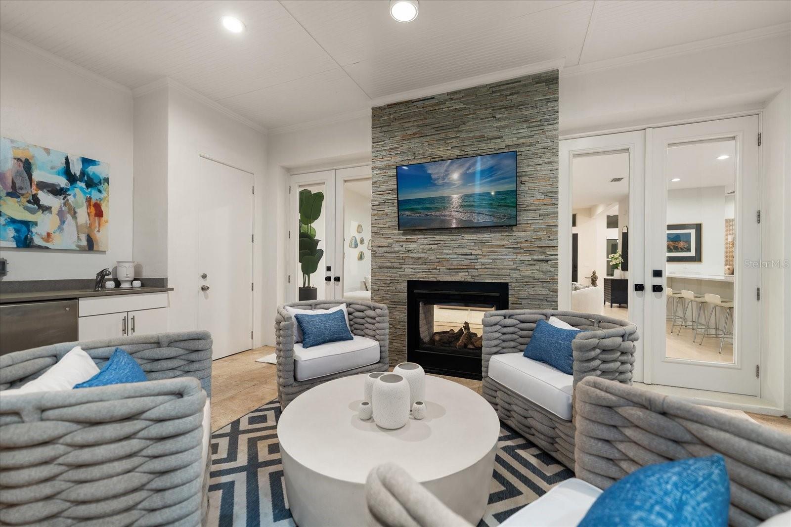 Image 40 of 45 For 3901 Granada Street