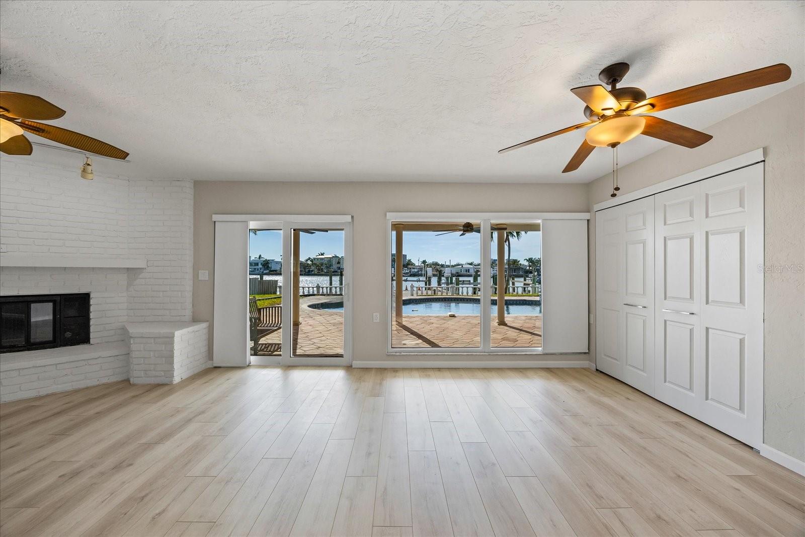 Image 17 of 57 For 7886 9th Avenue S