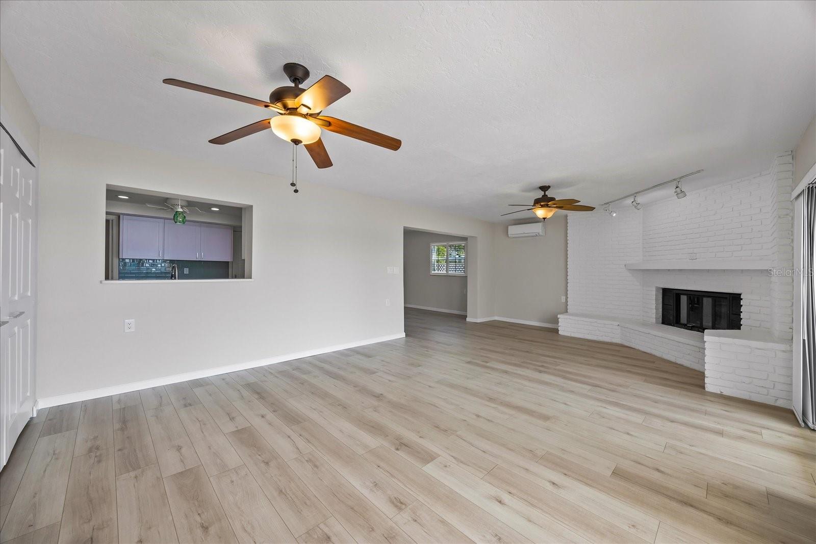 Image 18 of 57 For 7886 9th Avenue S