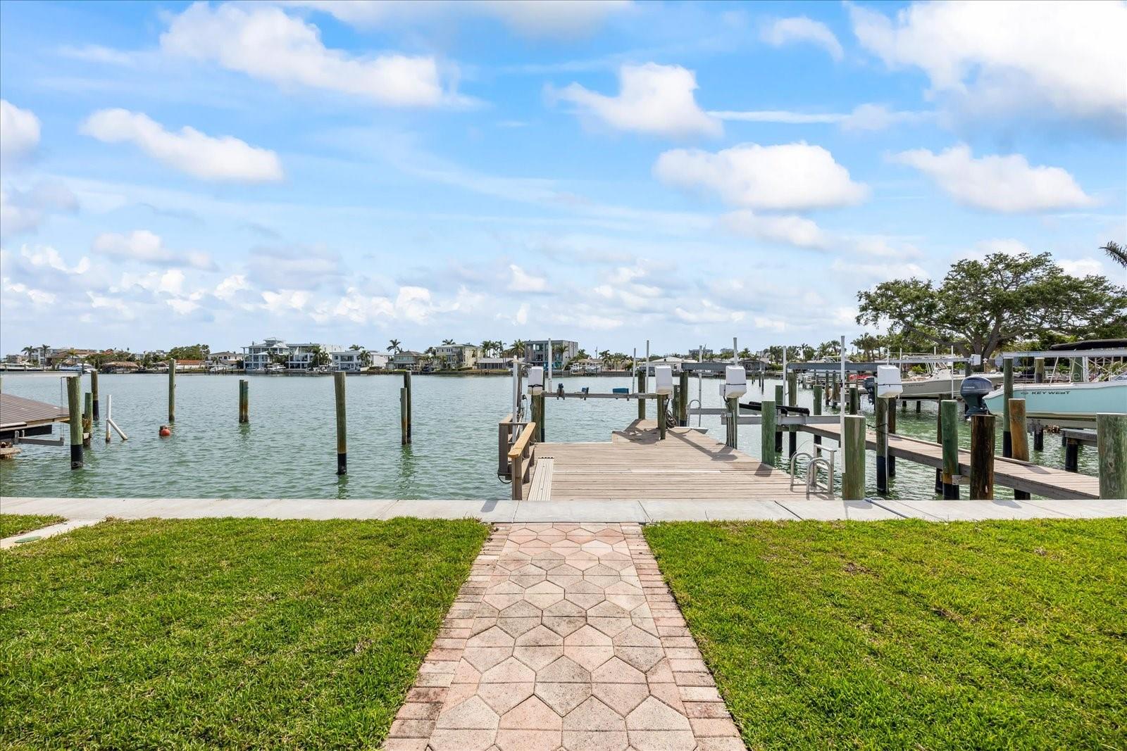 Image 7 of 57 For 7886 9th Avenue S