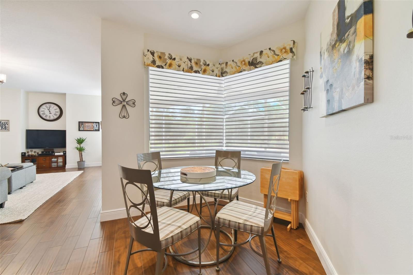 Image 10 of 56 For 2159 Warwick Drive