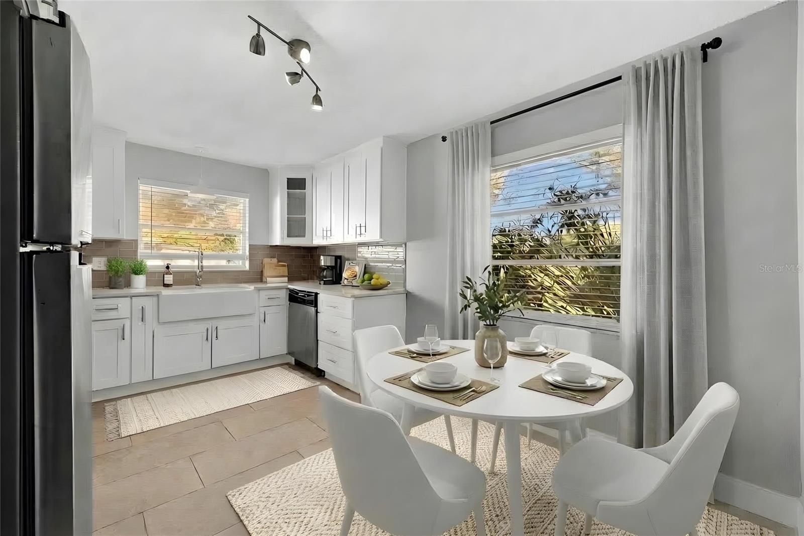 Image 13 of 47 For 124 Crystal Beach Avenue