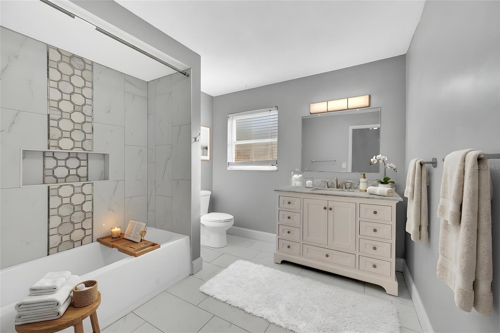 Image 20 of 47 For 124 Crystal Beach Avenue