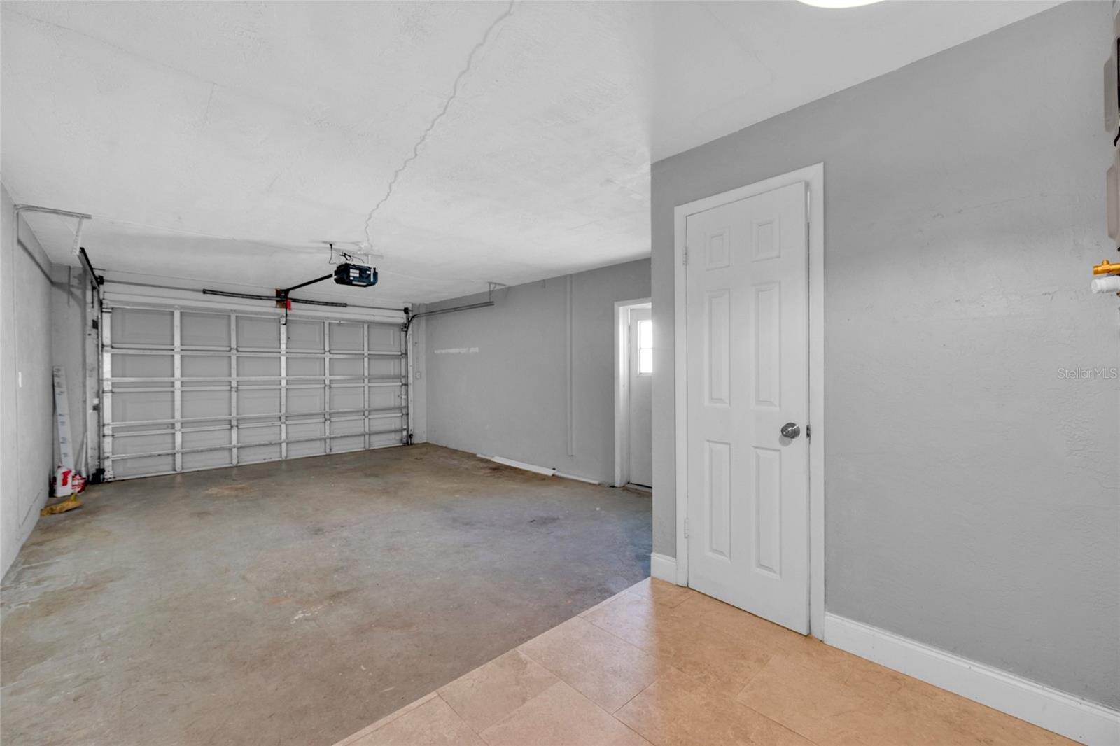 Image 26 of 47 For 124 Crystal Beach Avenue