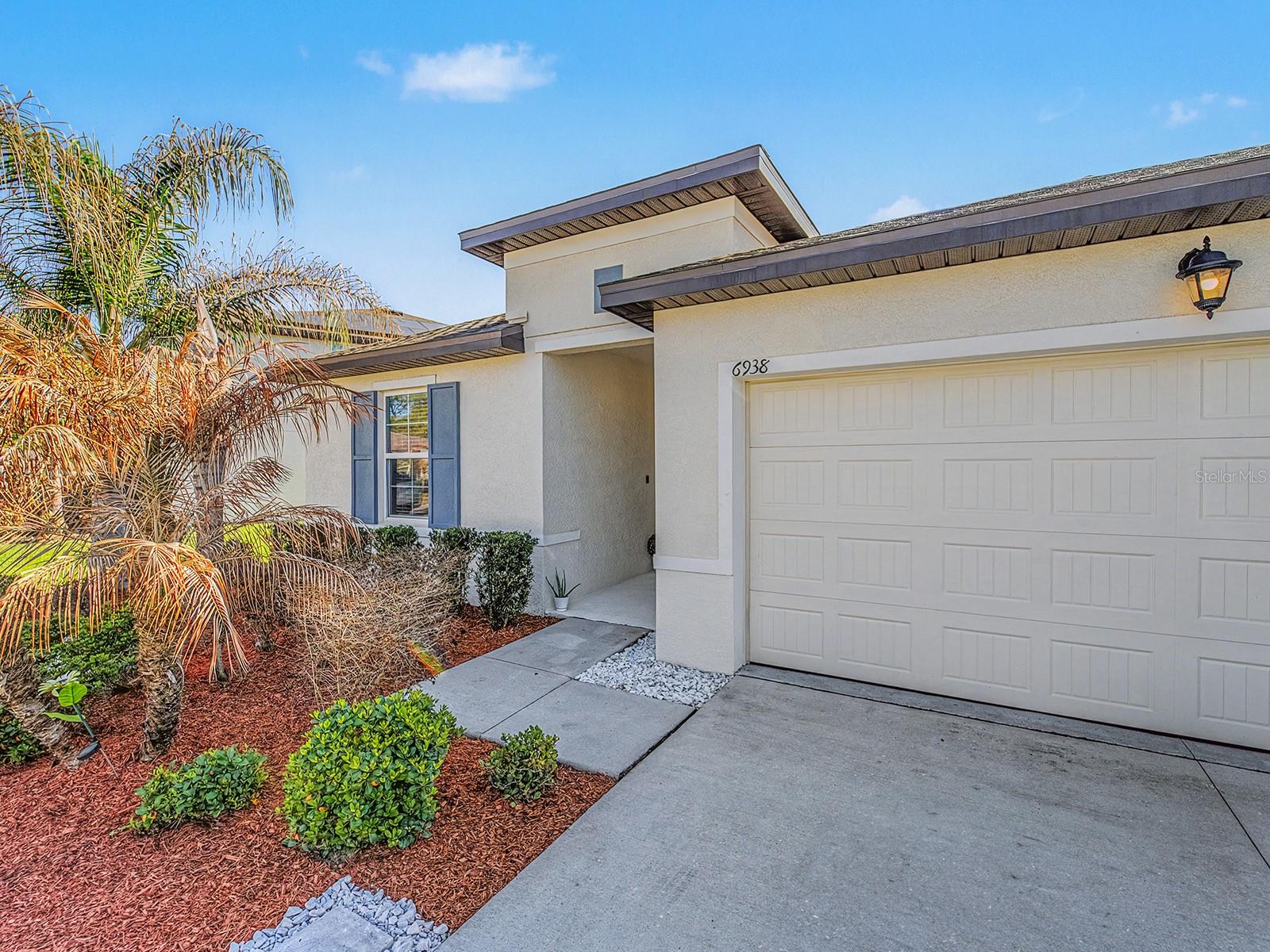 Image 2 of 38 For 6938 Shelby Lynn Way