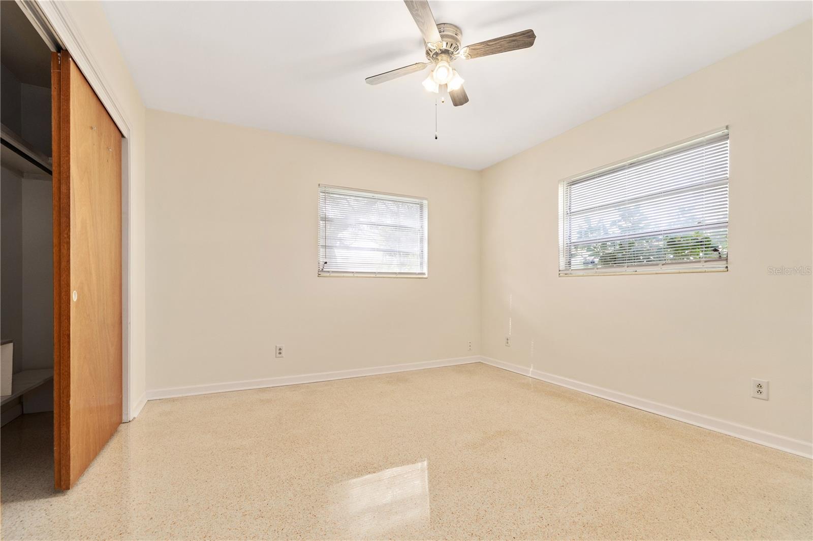 Image 18 of 25 For 12902 Forest Hills Drive