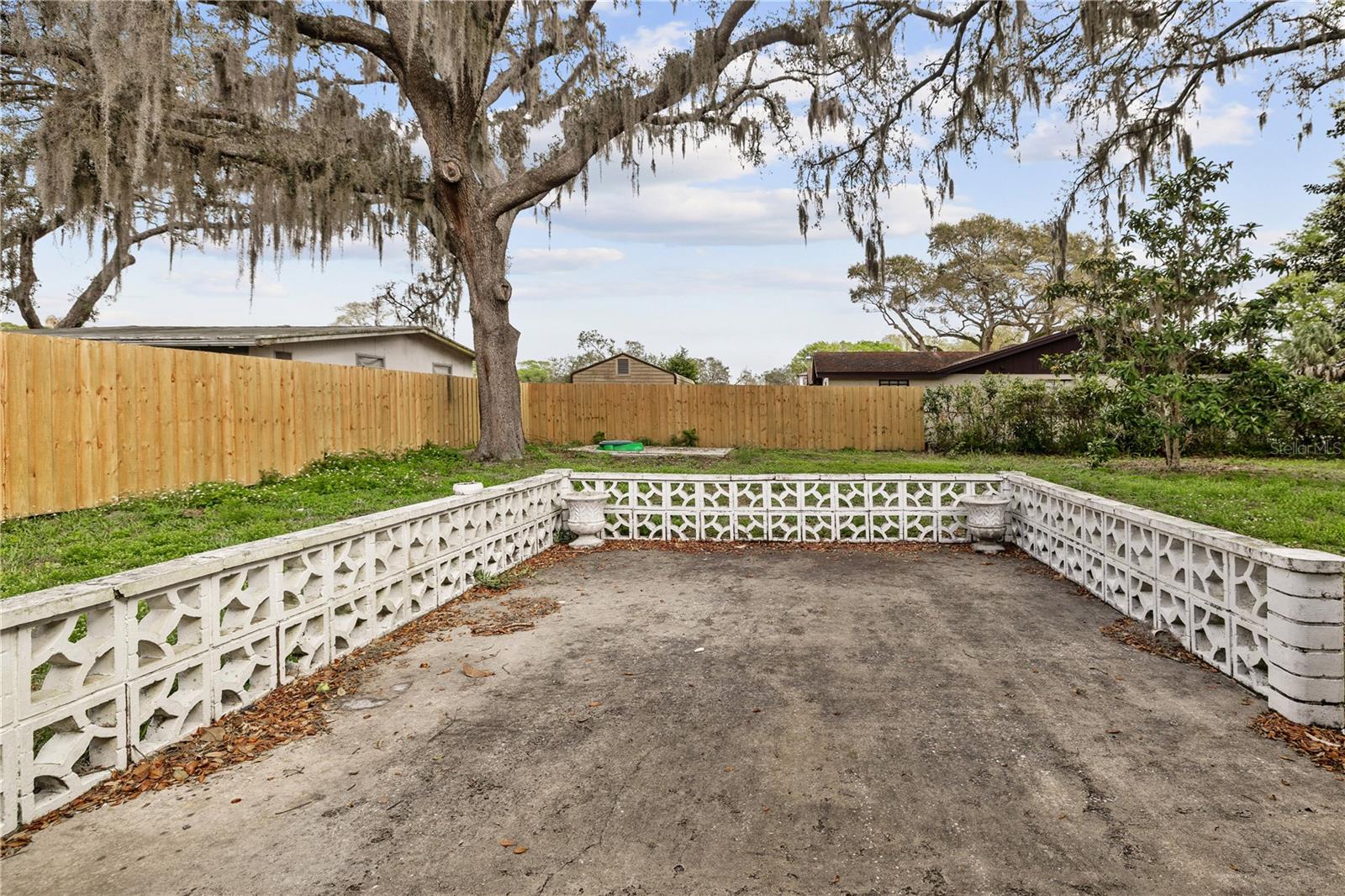 Image 23 of 25 For 12902 Forest Hills Drive