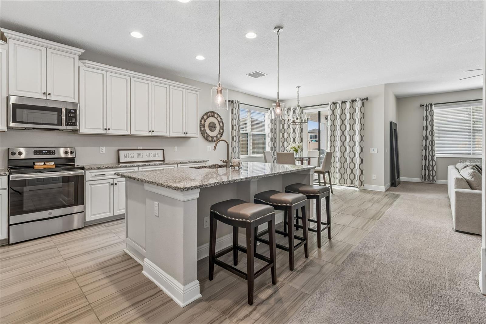 Image 13 of 96 For 19328 Breynia Dr