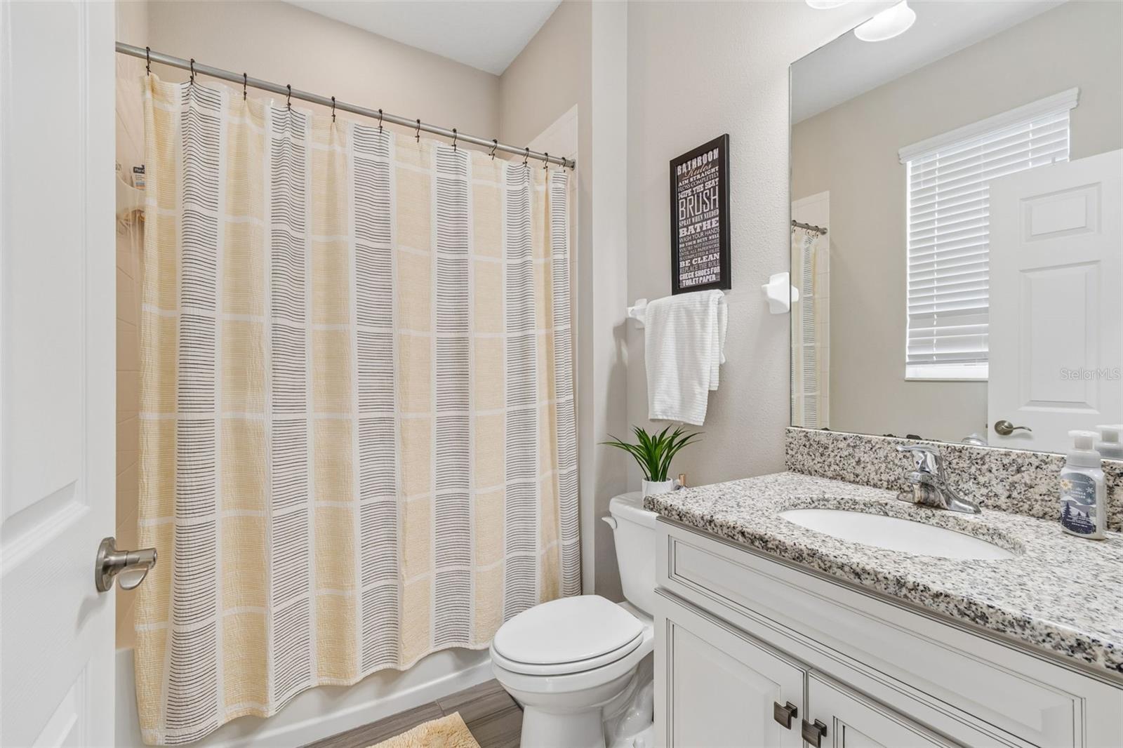 Image 33 of 96 For 19328 Breynia Dr