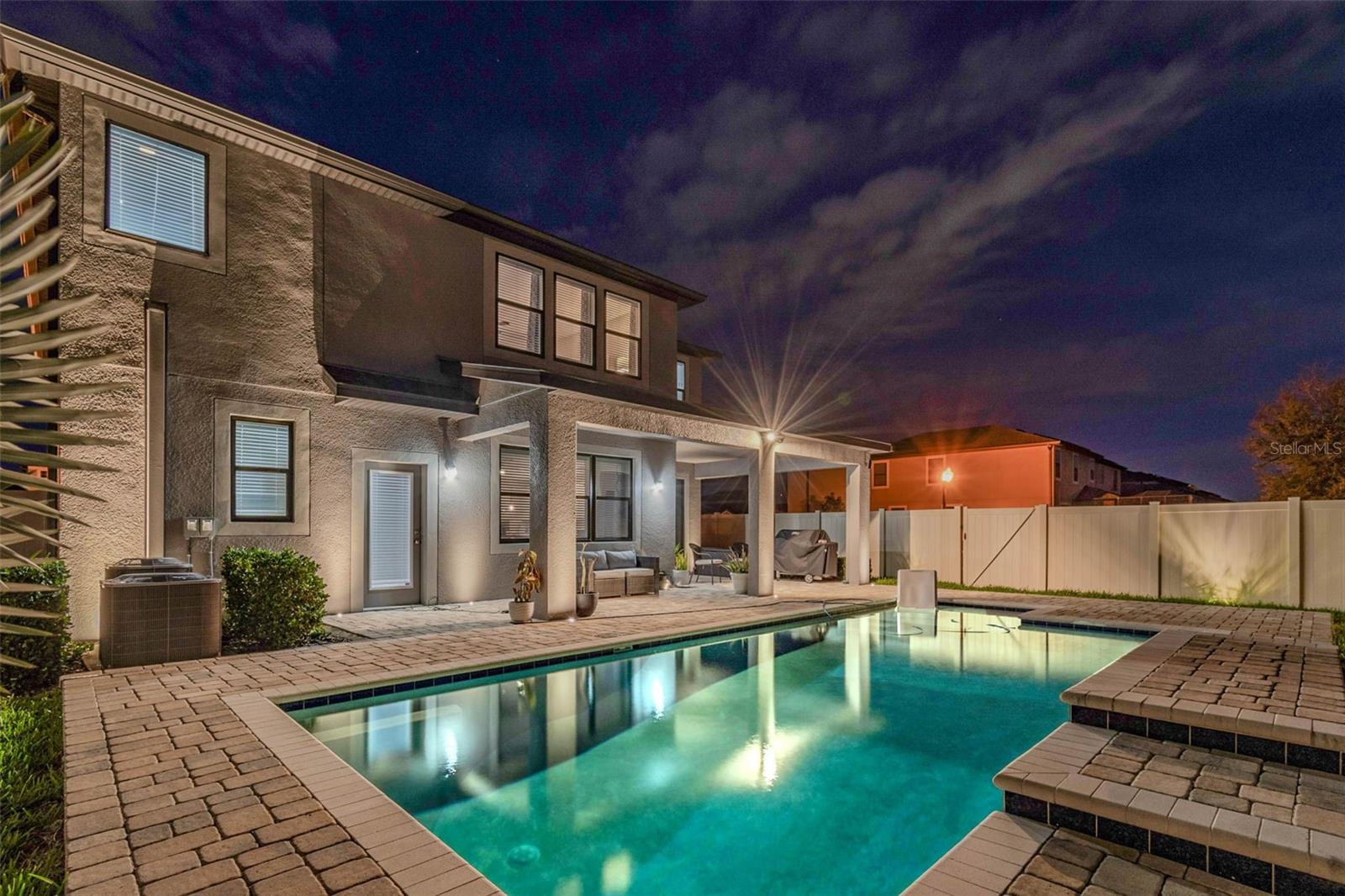 Image 6 of 96 For 19328 Breynia Dr