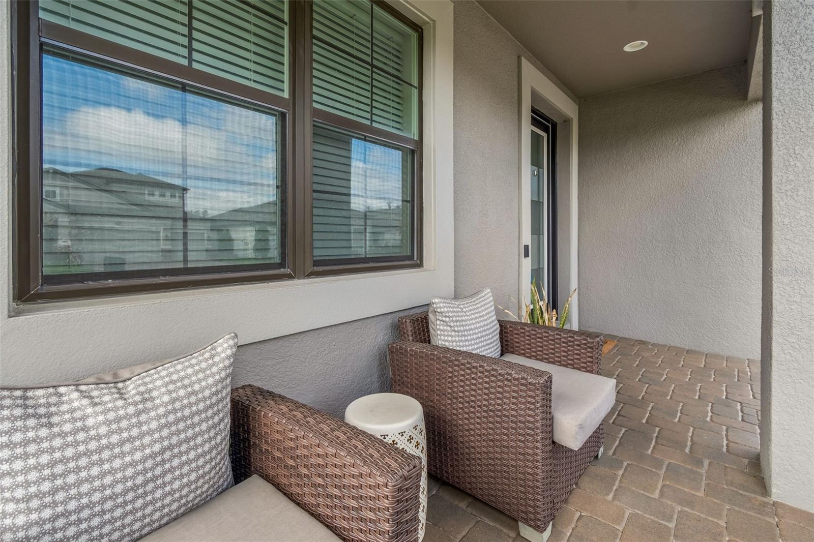 Image 9 of 96 For 19328 Breynia Dr