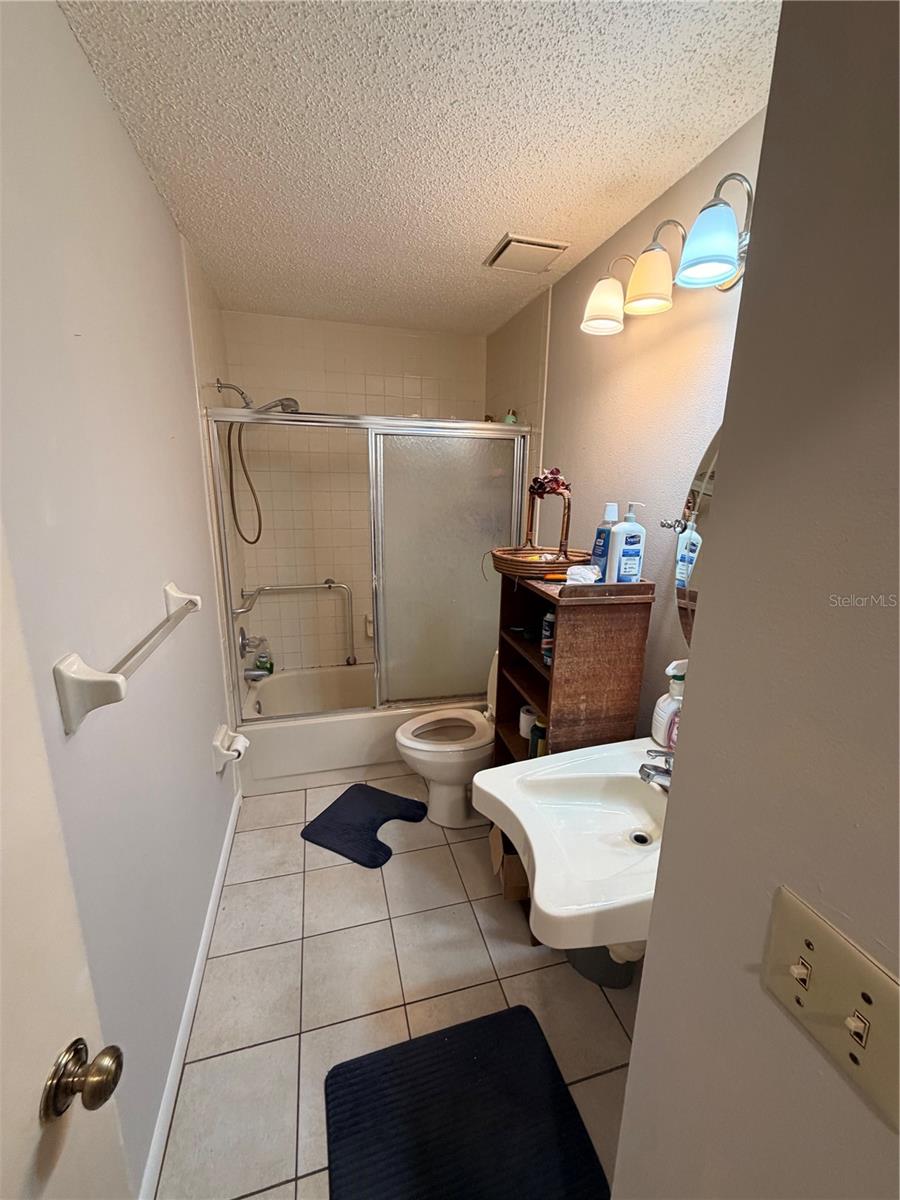 Image 21 of 34 For 11614 Rose Tree Drive