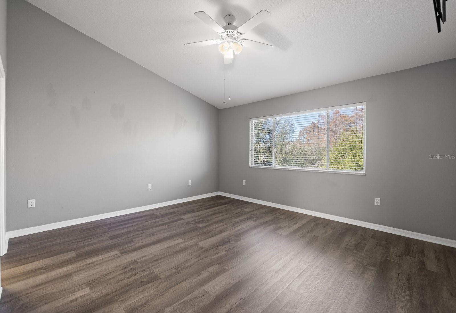 Image 22 of 33 For 11231 Kapok Grand Circle