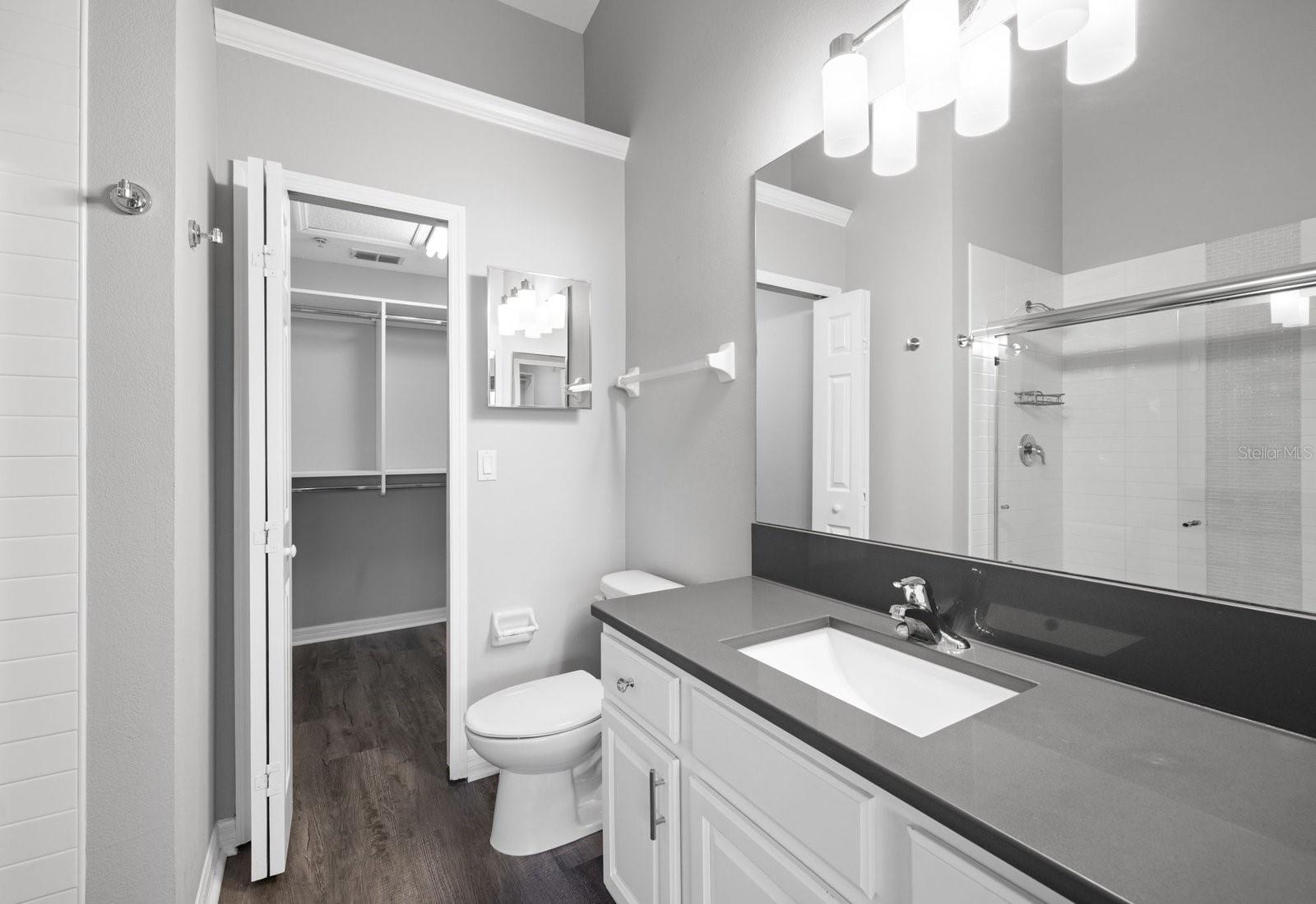 Image 25 of 33 For 11231 Kapok Grand Circle