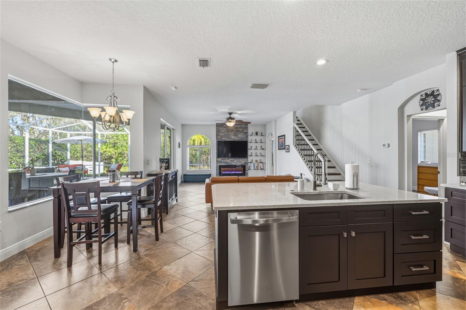 Image 13 of 60 For 4103 Heritage Lake Court