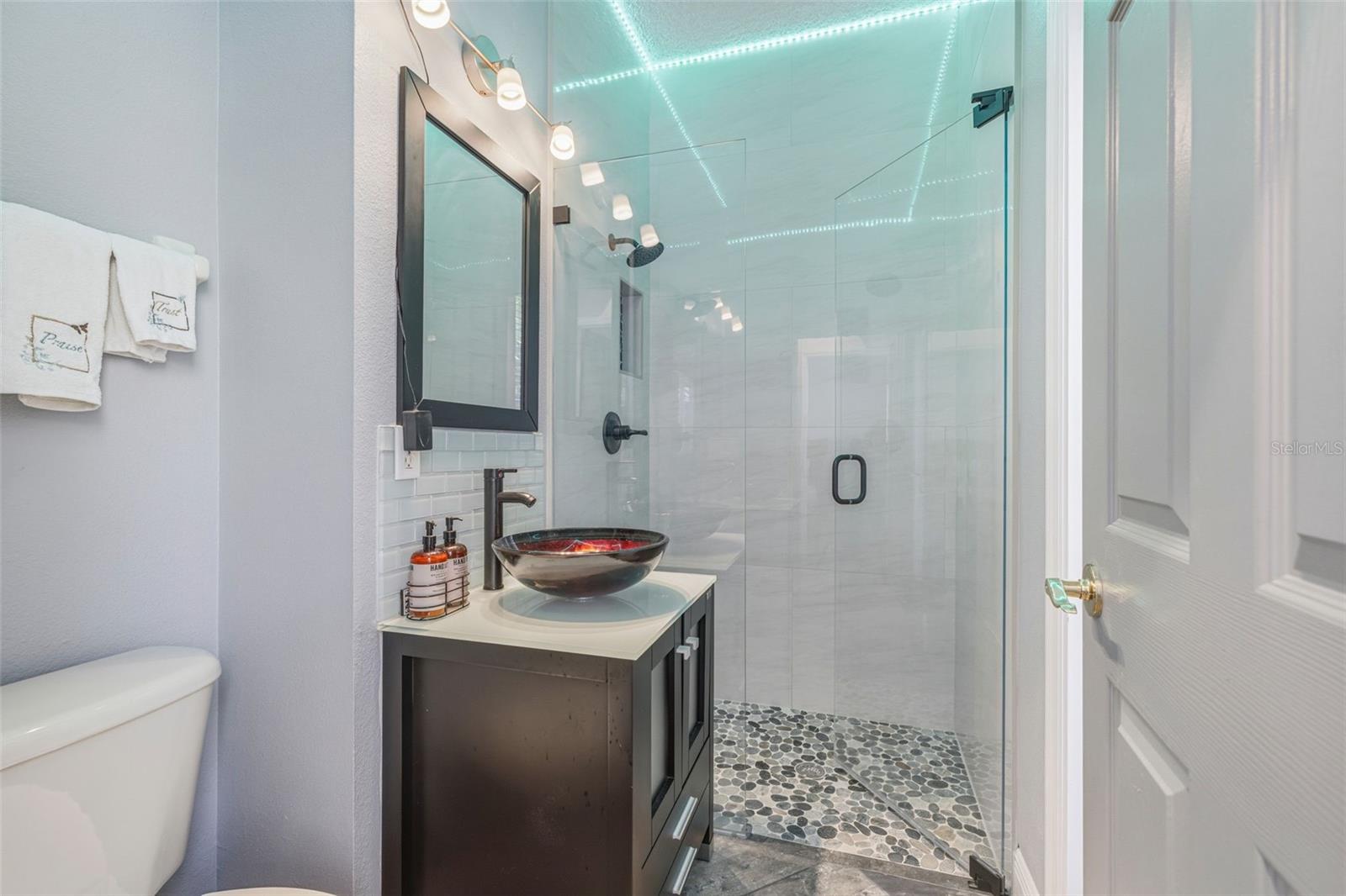 Image 23 of 60 For 4103 Heritage Lake Court