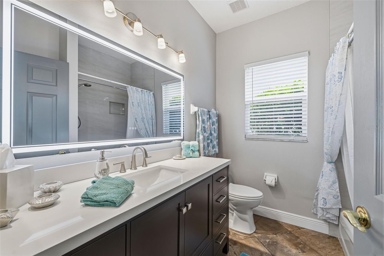 Image 25 of 60 For 4103 Heritage Lake Court