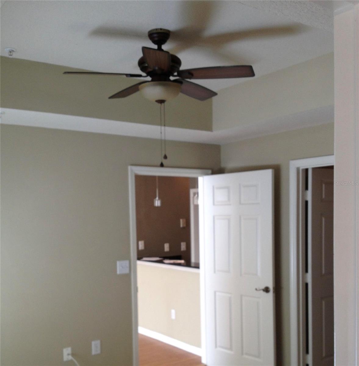 Image 15 of 35 For 800 Dakota Avenue 238