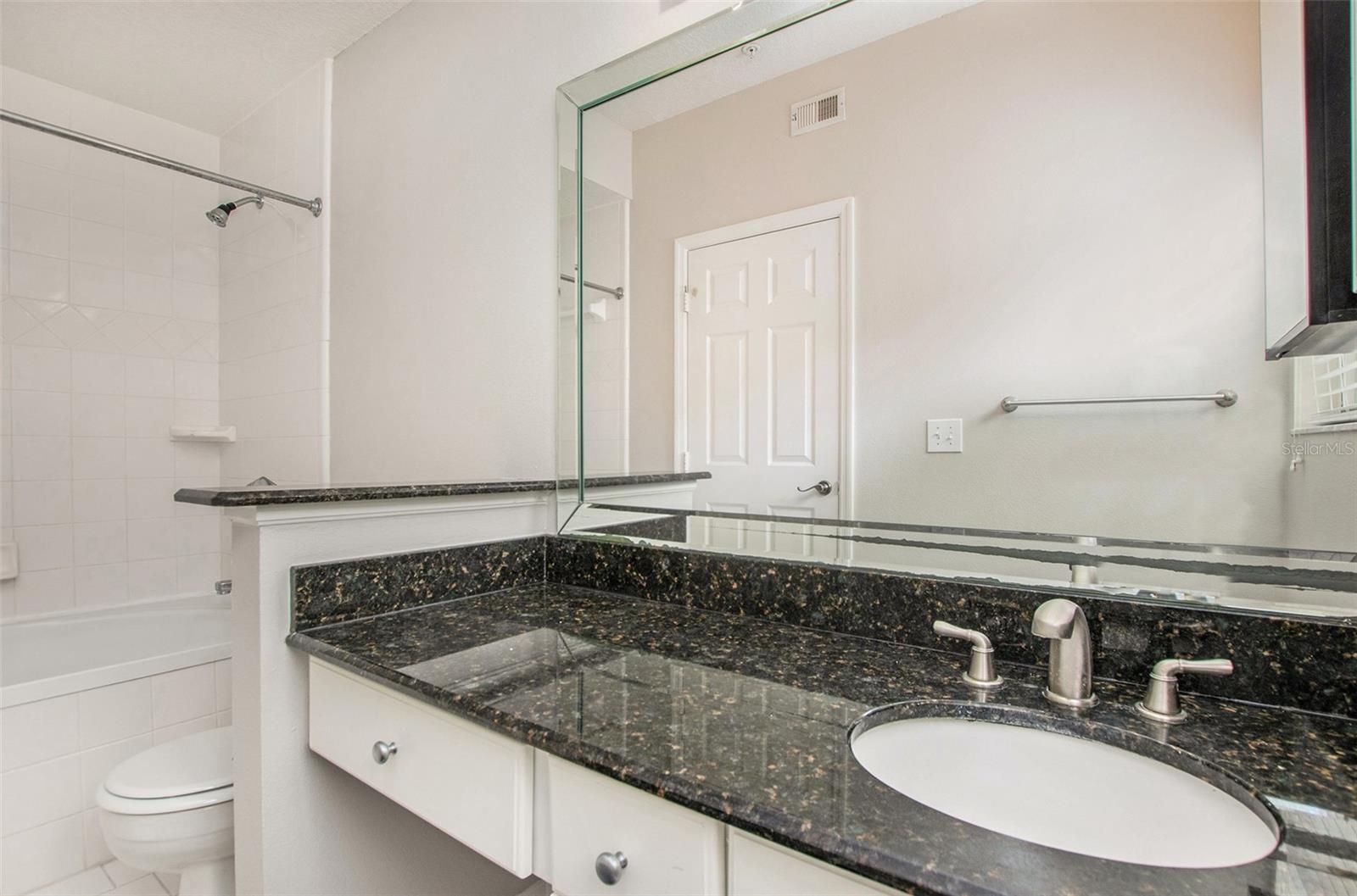 Image 19 of 35 For 800 Dakota Avenue 238