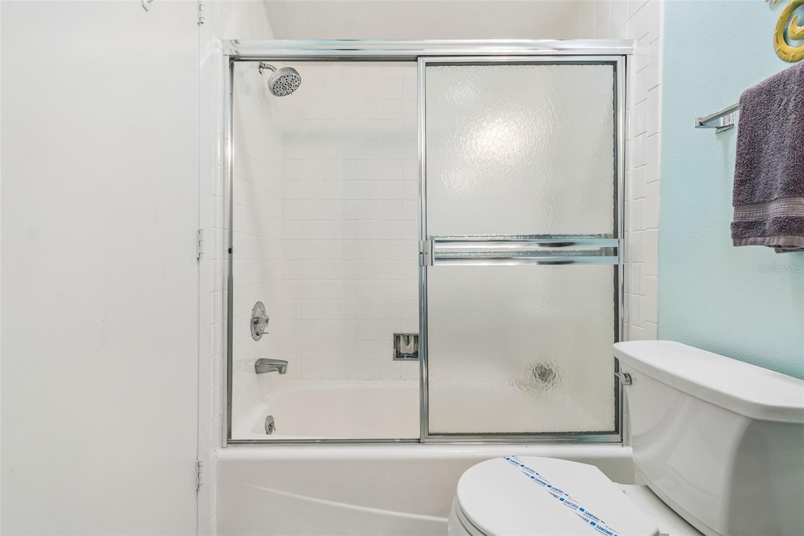 Image 51 of 98 For 6263 Midnight Pass Road 301