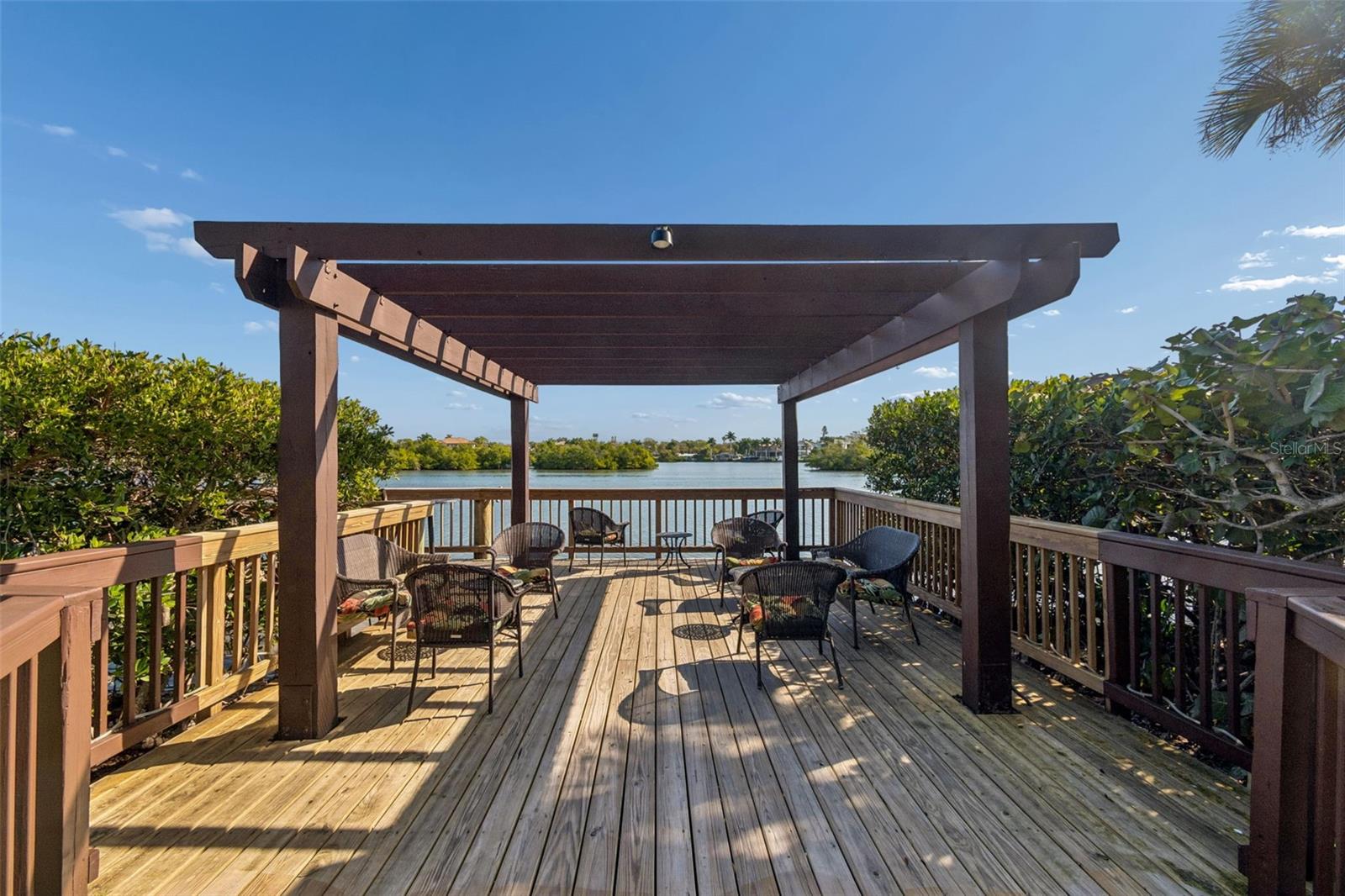 Image 58 of 98 For 6263 Midnight Pass Road 301