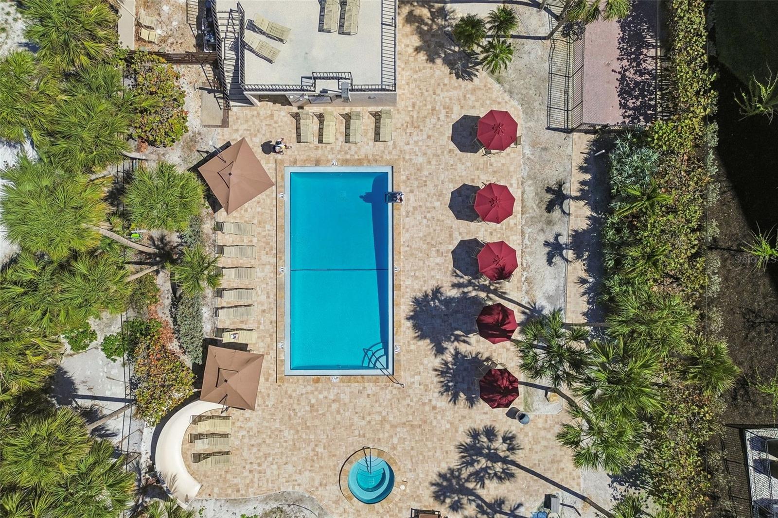 Image 74 of 98 For 6263 Midnight Pass Road 301