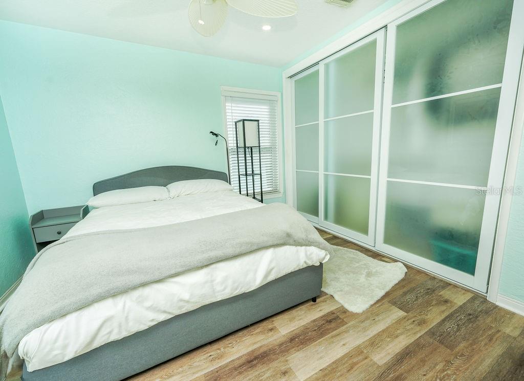 Image 23 of 51 For 301 41st Avenue