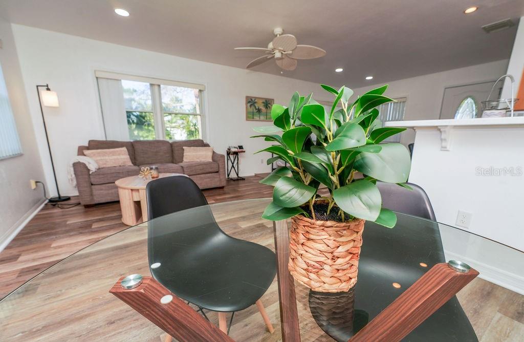 Image 26 of 51 For 301 41st Avenue