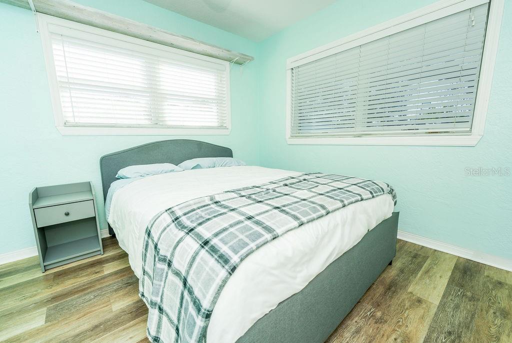 Image 27 of 51 For 301 41st Avenue